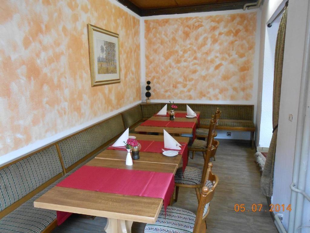Weinhaus Hotel Zum Josefshof Graach Esterno foto