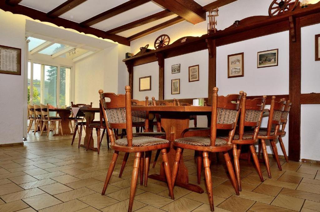 Weinhaus Hotel Zum Josefshof Graach Esterno foto