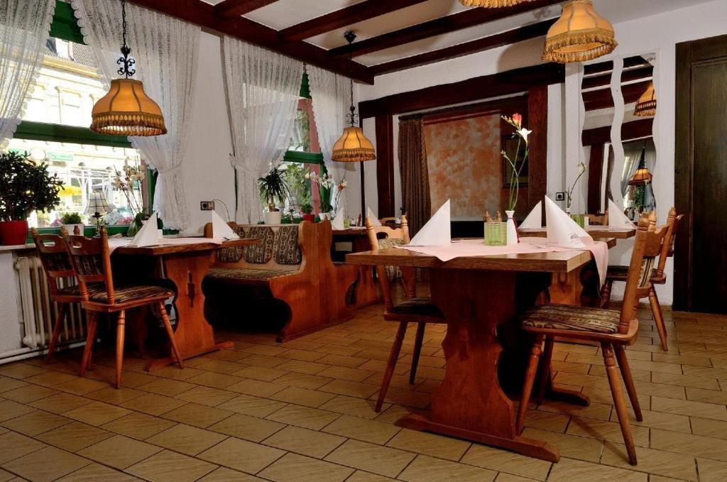 Weinhaus Hotel Zum Josefshof Graach Esterno foto