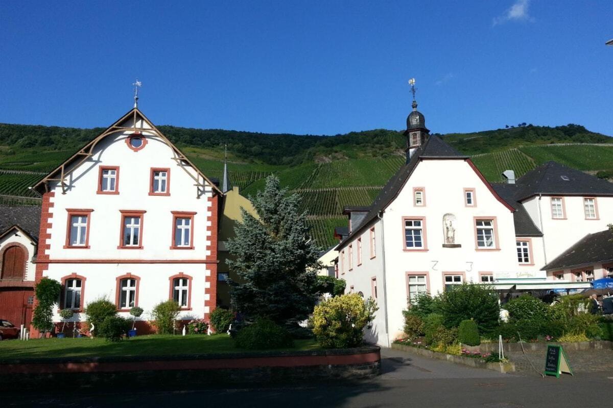 Weinhaus Hotel Zum Josefshof Graach Esterno foto
