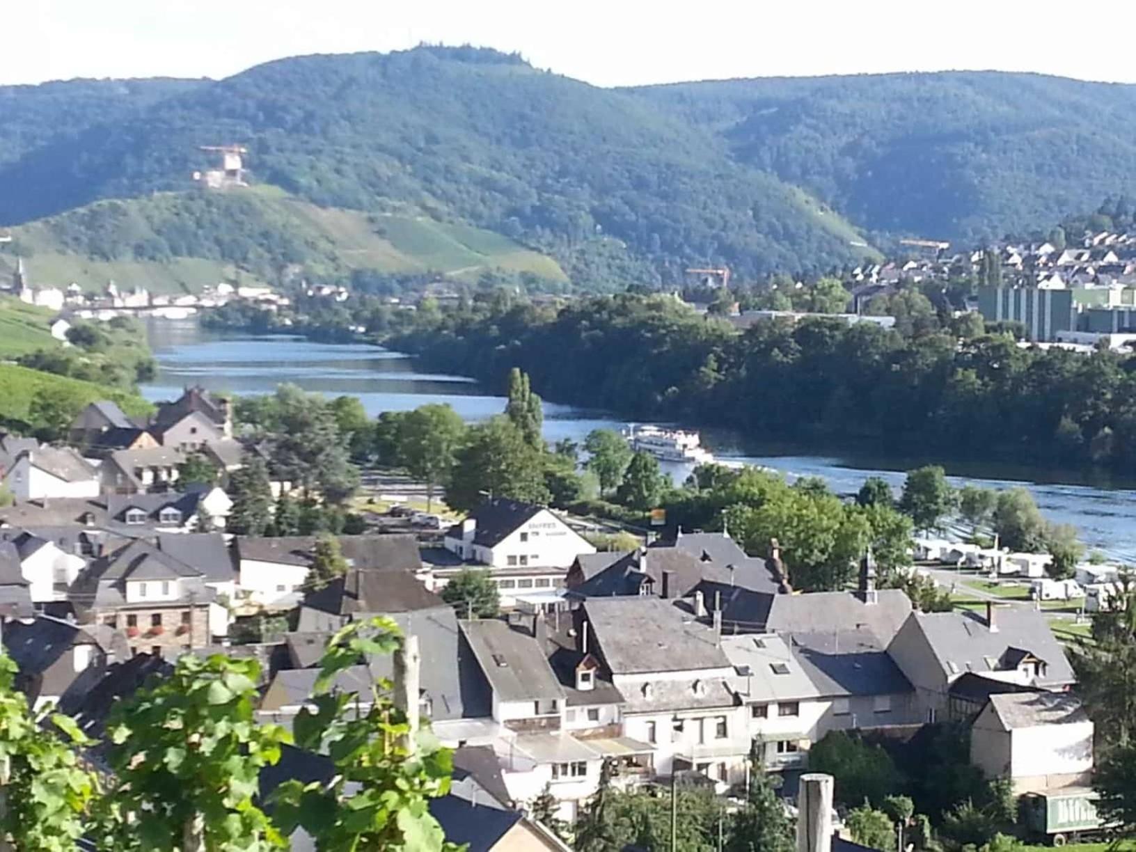 Weinhaus Hotel Zum Josefshof Graach Esterno foto